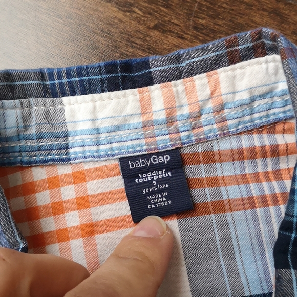 Baby Gap boys long-sleeve shirt size 5 - Picture 2 of 11